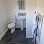 Warsett Crescent, 5 Bedrooms Near The Coast. Dom wakacyjny Skelton (North Yorkshire)