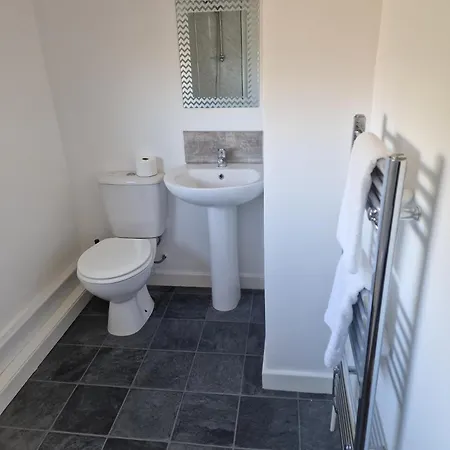 Warsett Crescent, 5 Bedrooms Near The Coast. Feriehus Skelton (North Yorkshire)