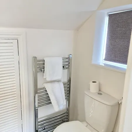 Warsett Crescent, 5 Bedrooms Near The Coast. بيت للعطل Skelton (North Yorkshire)